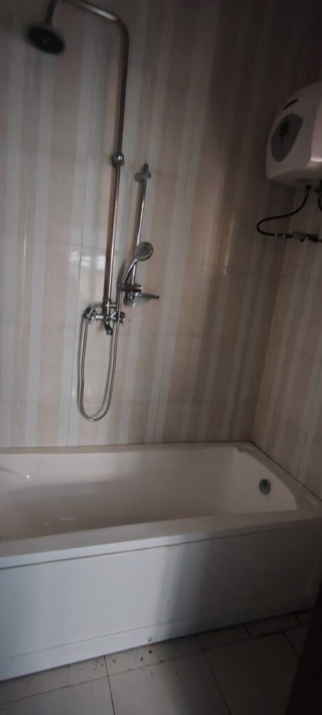 2 bedroom flat Apartment