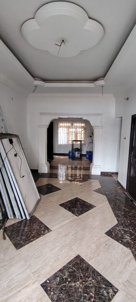 2 bedroom flat Apartment
